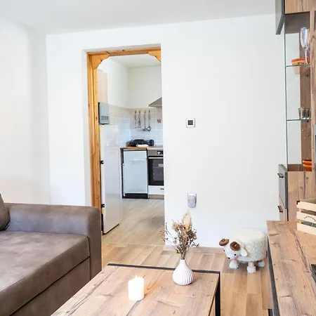 By The Forest 아파트 지고르니예 고르예