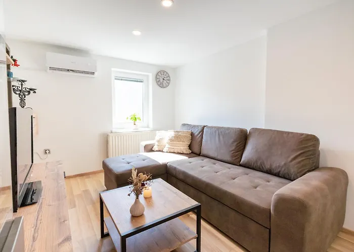 Appartement By The Forest Zgornje Gorje